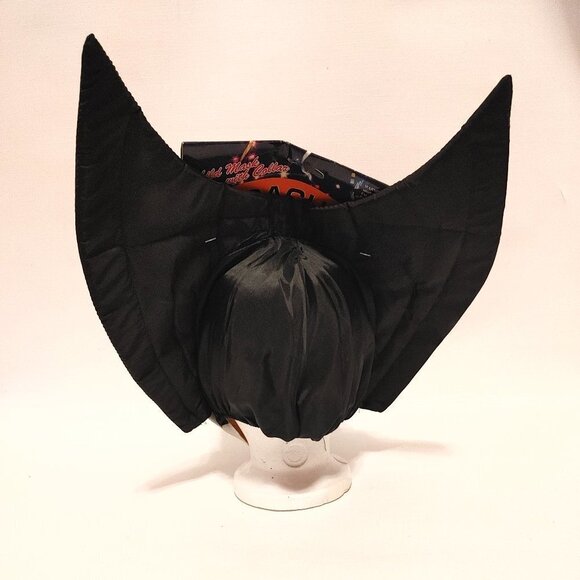 RUBIE'S Dracula Mask with Cowl Child Size BNWT - Picture 3 of 5